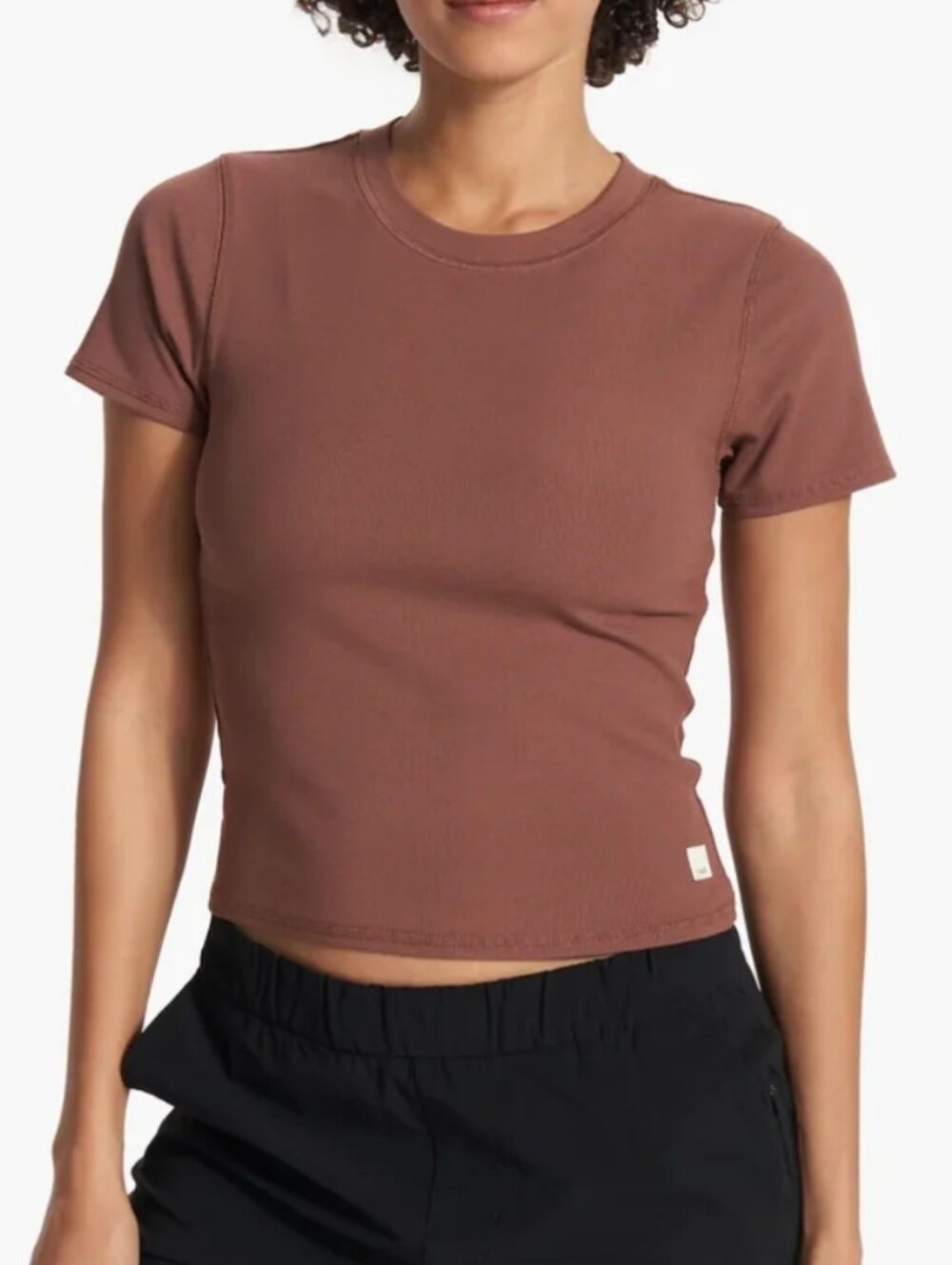 Vuori Pose Fitted Tee In Hazelnut Size Medium
